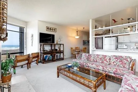 13 Pelican 13, Watsonville, California 95076