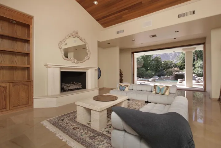 Fernando Living Room