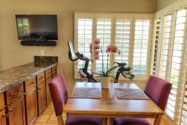 DSC_0107_08_09_10_11_easyHDR-interior3