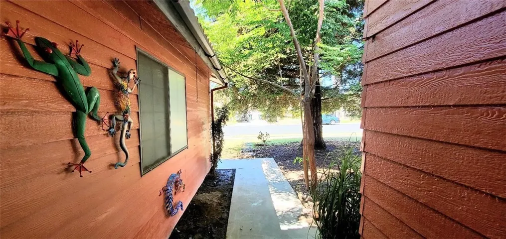 513 Grenache Avenue, Madera, California 93637