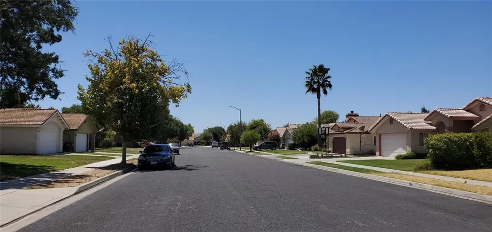 513 Grenache Avenue, Madera, California 93637