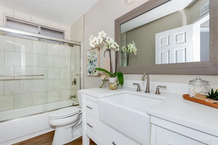 1589 Green Oak Rd, Vista, California 92081