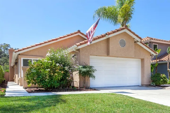 1589 Green Oak Rd, Vista, California 92081