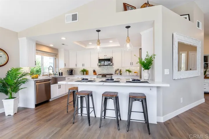 1589 Green Oak Rd, Vista, California 92081
