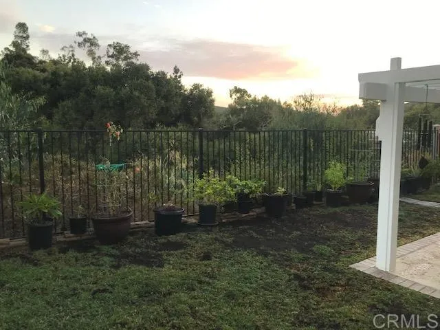 1589 Green Oak Rd, Vista, California 92081
