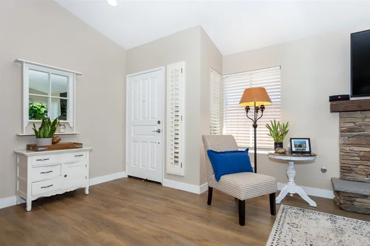 1589 Green Oak Rd, Vista, California 92081