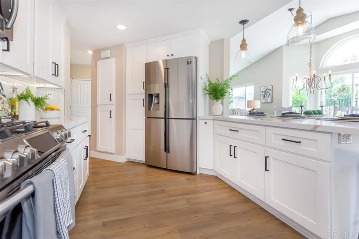 1589 Green Oak Rd, Vista, California 92081