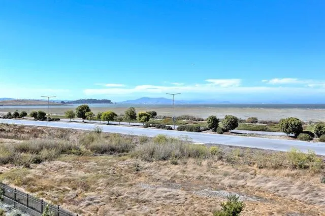 400 Mariners Island Boulevard 206, San Mateo, California 94404