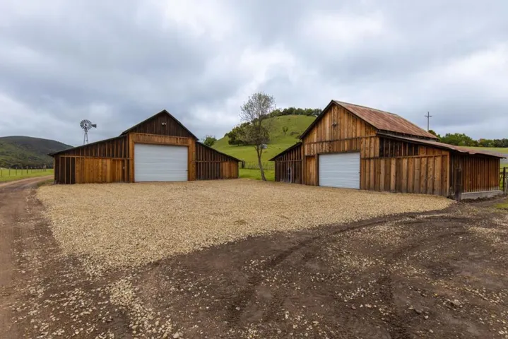 57310 Jolon Road, King City, California 93930