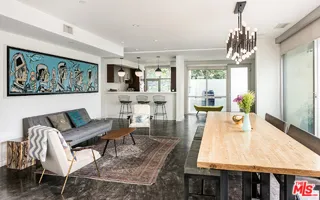 gallery-image 4