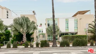 gallery-image 2