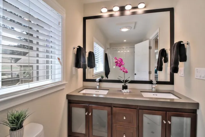 11880 San Mateo Road, Half Moon Bay, California 94019