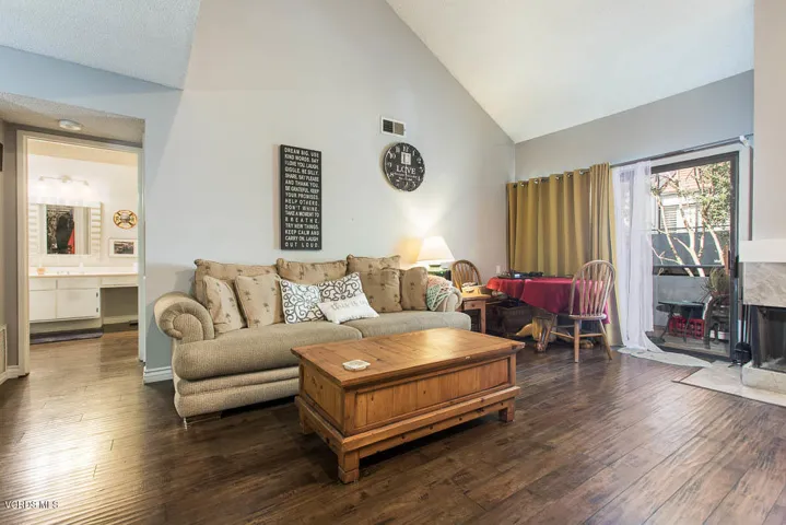 1209 Tivoli Ln - HsHProd-3