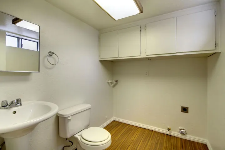 lower-bathroom--laundry-room_50226050358