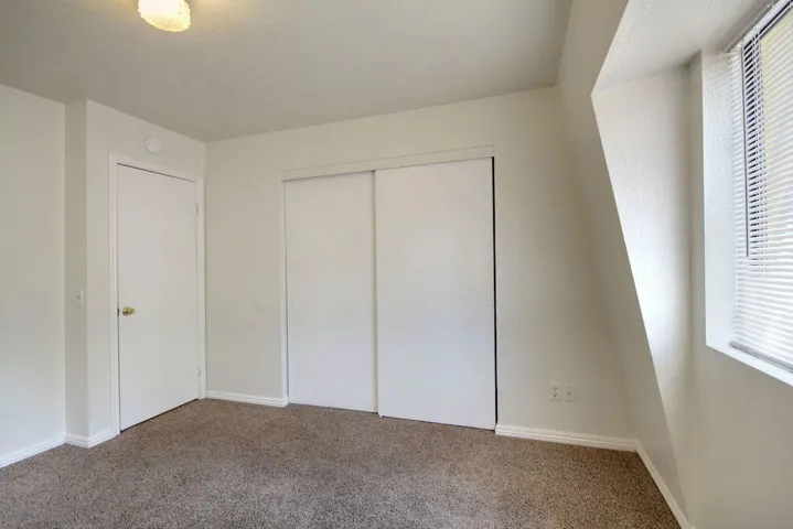 bedroom-c-2_50226915832_o