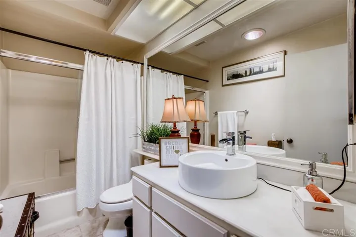 6990 Sandcastle Dr, Carlsbad, California 92011