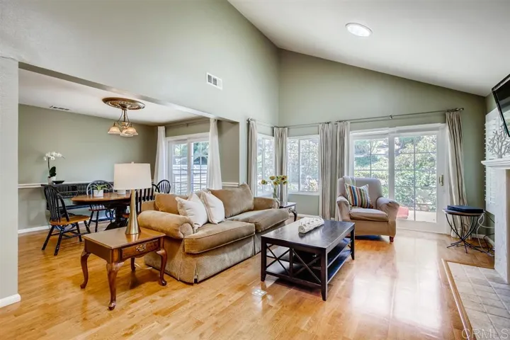 6990 Sandcastle Dr, Carlsbad, California 92011