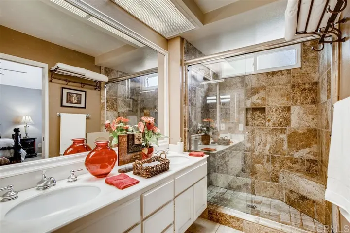 6990 Sandcastle Dr, Carlsbad, California 92011
