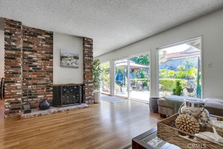 Living Room with access to the amazing yard