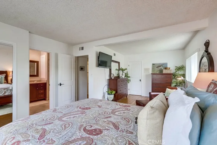 Master suite