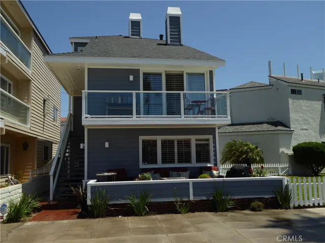 24 The Colonnade, Long Beach, California 90803