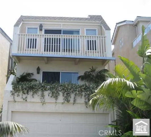 976 Santa Ana Street, Laguna Beach, California 92651