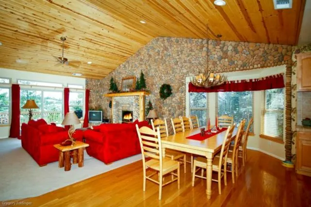 478 Pyramid Drive, Lake Arrowhead, California 92352