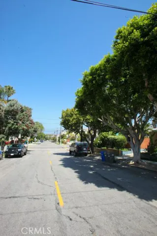 622 N Juanita Avenue B, Redondo Beach, California 90277