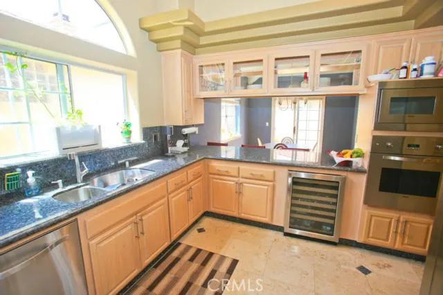 622 N Juanita Avenue B, Redondo Beach, California 90277