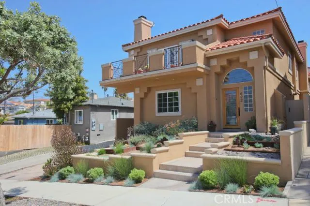 622 N Juanita Avenue B, Redondo Beach, California 90277