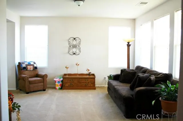 298 Holsteiner Circle, San Jacinto, California 92582