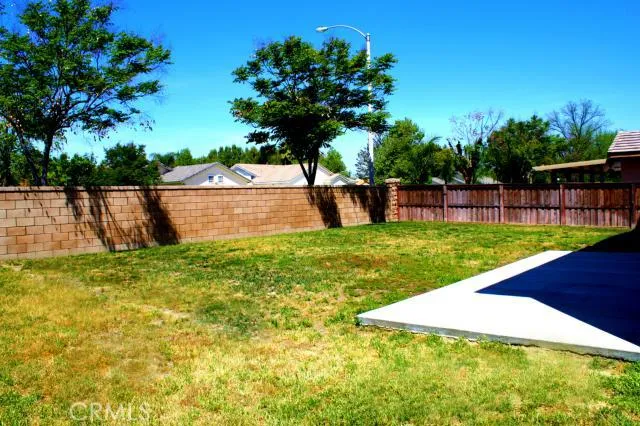 298 Holsteiner Circle, San Jacinto, California 92582