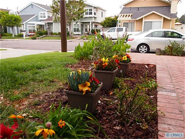 Charming curb appeal