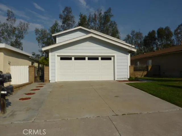 21781 Jinetes, Mission Viejo, California 92691