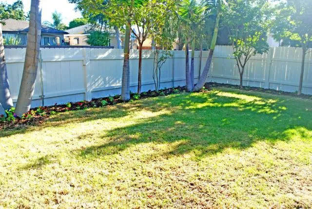 2325 Walgrove Avenue, Los Angeles, California 90066