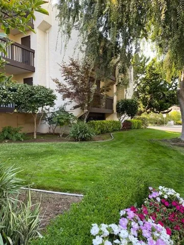 226 W Edith Avenue 13, Los Altos, California 94022