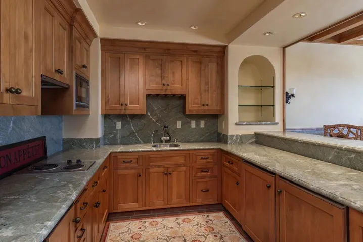 5660 Alpine Road, Portola Valley, California 94028