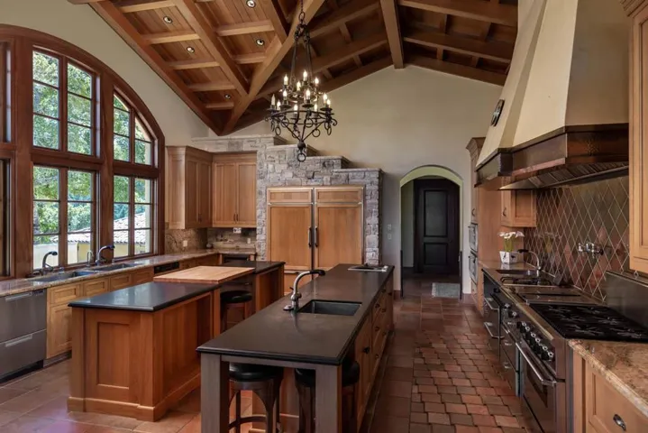5660 Alpine Road, Portola Valley, California 94028