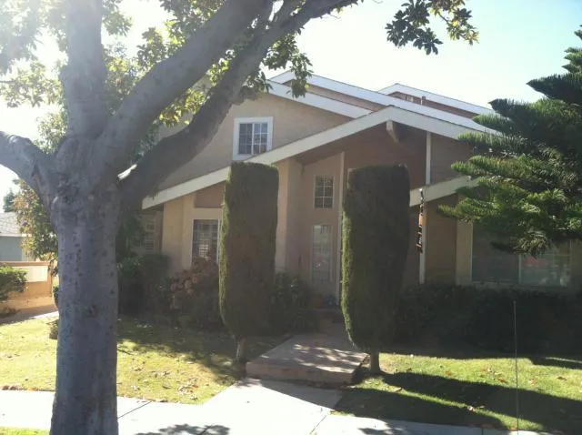 203 N Lucia Avenue 3, Redondo Beach, California 90277