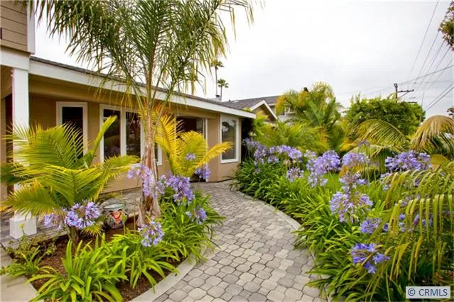 2431 Holiday Road, Newport Beach, California 92660