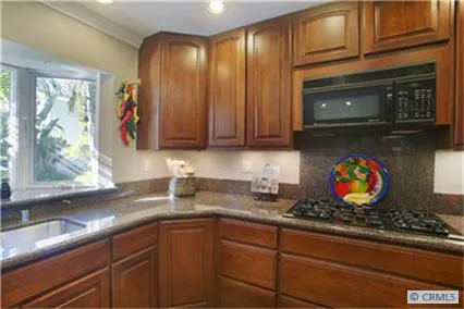 2431 Holiday Road, Newport Beach, California 92660