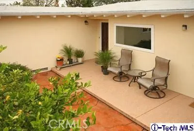 5108 Escobedo Drive, Woodland Hills, California 91364
