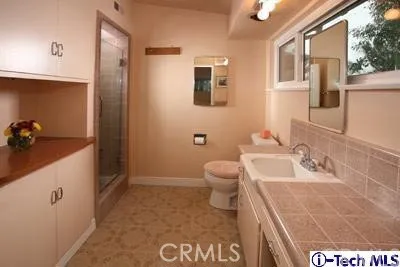 5108 Escobedo Drive, Woodland Hills, California 91364