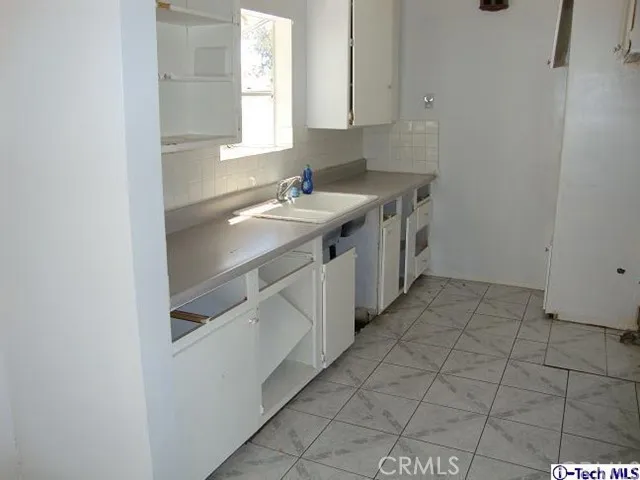 8012 Laurelgrove, North Hollywood, California 91605