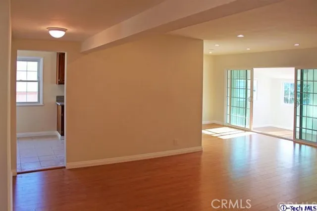 8339 Bellingham, Sun Valley, California 91352