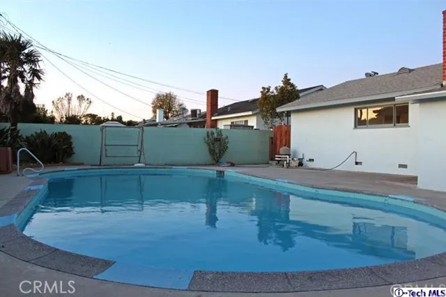 8339 Bellingham, Sun Valley, California 91352