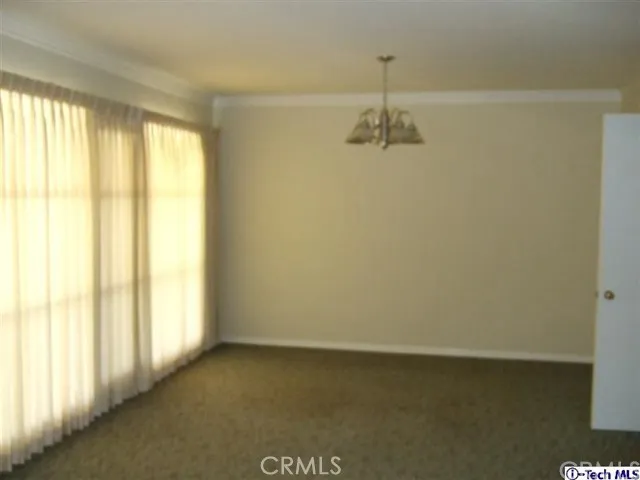 565 N Sierra Madre Boulevard, Pasadena, California 91107