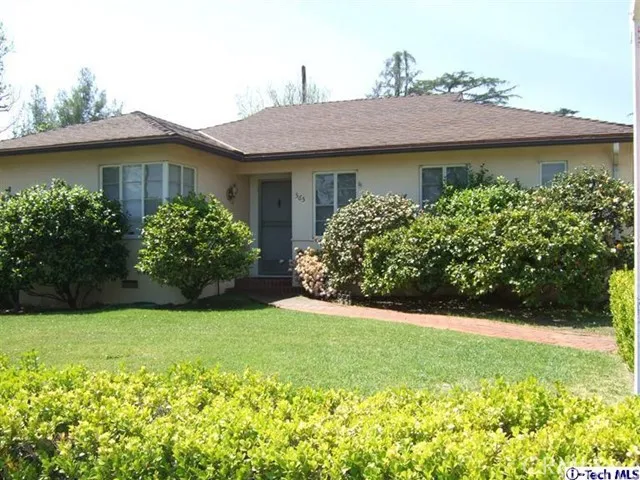 565 N Sierra Madre Boulevard, Pasadena, California 91107