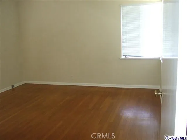 565 N Sierra Madre Boulevard, Pasadena, California 91107