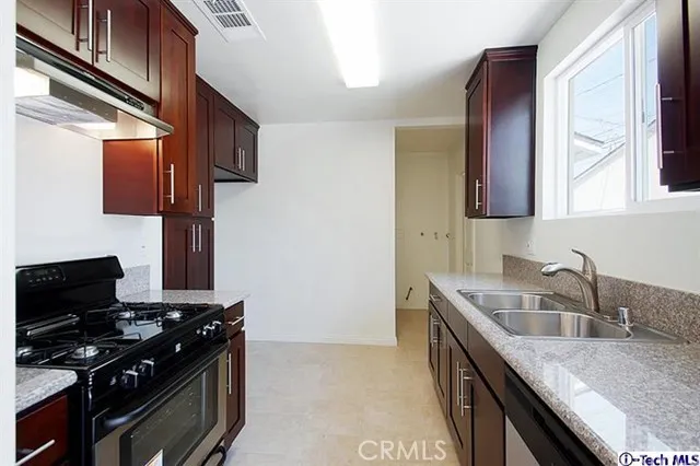8100 Teesdale, North Hollywood, California 91605